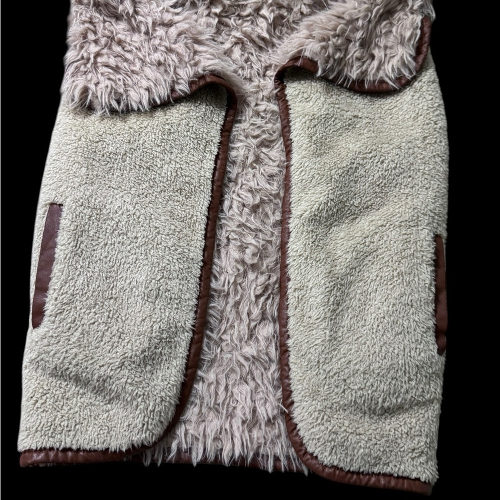 Cozy Kids Sherpa Vest - Cream and Brown